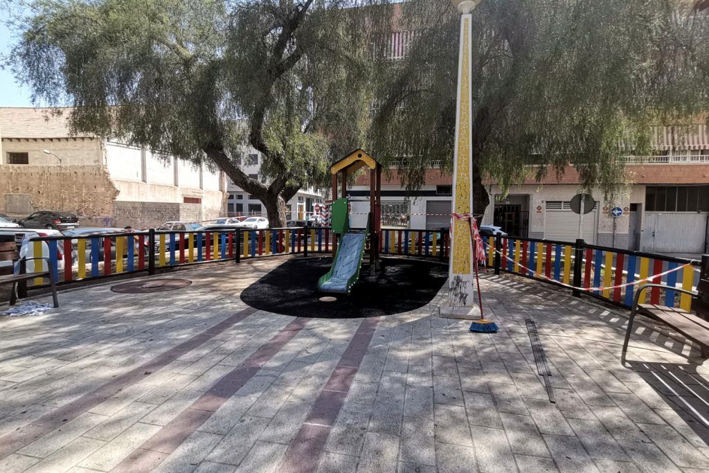 Ayuntamiento de Novelda 02-Actuaciones-parques-1024x683 Manteniment de Ciutat realitza millores en diversos parcs 