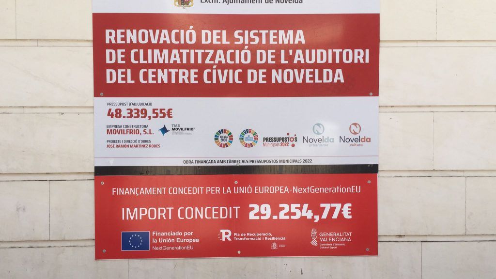 Ayuntamiento de Novelda IMG-20220726-WA0008-1024x576 L'Ajuntament rep una subvenció dels Fons Europeus per al finançament de la renovació del sistema de climatització del Centre Cívic 
