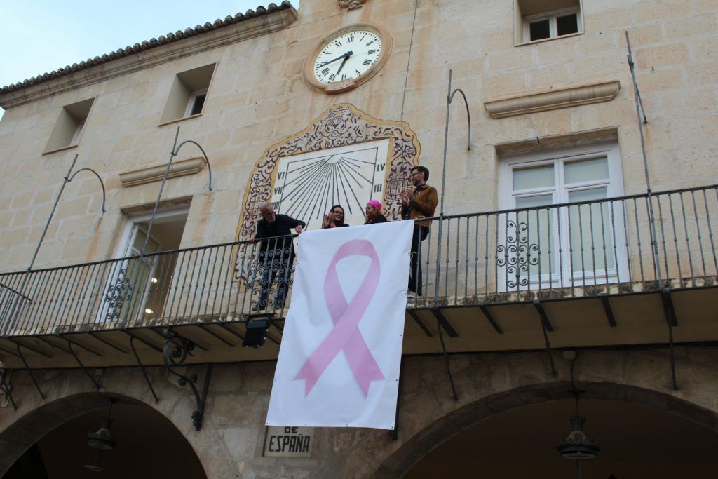 Ayuntamiento de Novelda 02-Dia-Cancer-de-mama-1024x683 Novelda se suma a la commemoració del Dia contra el Càncer de Mama 