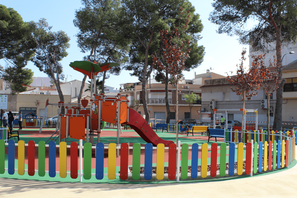 Ayuntamiento de Novelda 15-inauguracion-parque-san-lazaro-1024x683 El barri de Sant Roque reestrena en parc de Sant Lázaro 