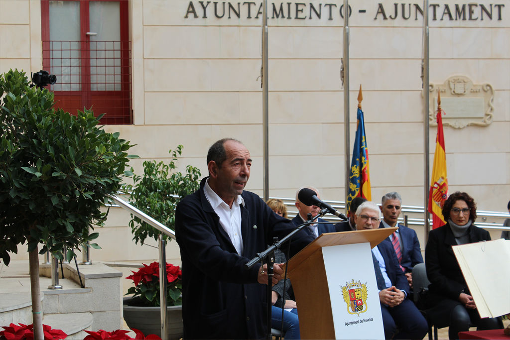 Ayuntamiento de Novelda 21-dia-de-la-constitucion-1024x683 Novelda celebra el Dia de la Constitució amb un acte institucional obert a la participació ciutadana 