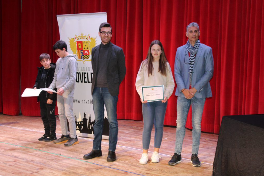 Ayuntamiento de Novelda IMG_8510-1024x683 El Ayuntamiento reconoce a los alumnos noveldenses premiados por Generalitat por su rendimiento académico 