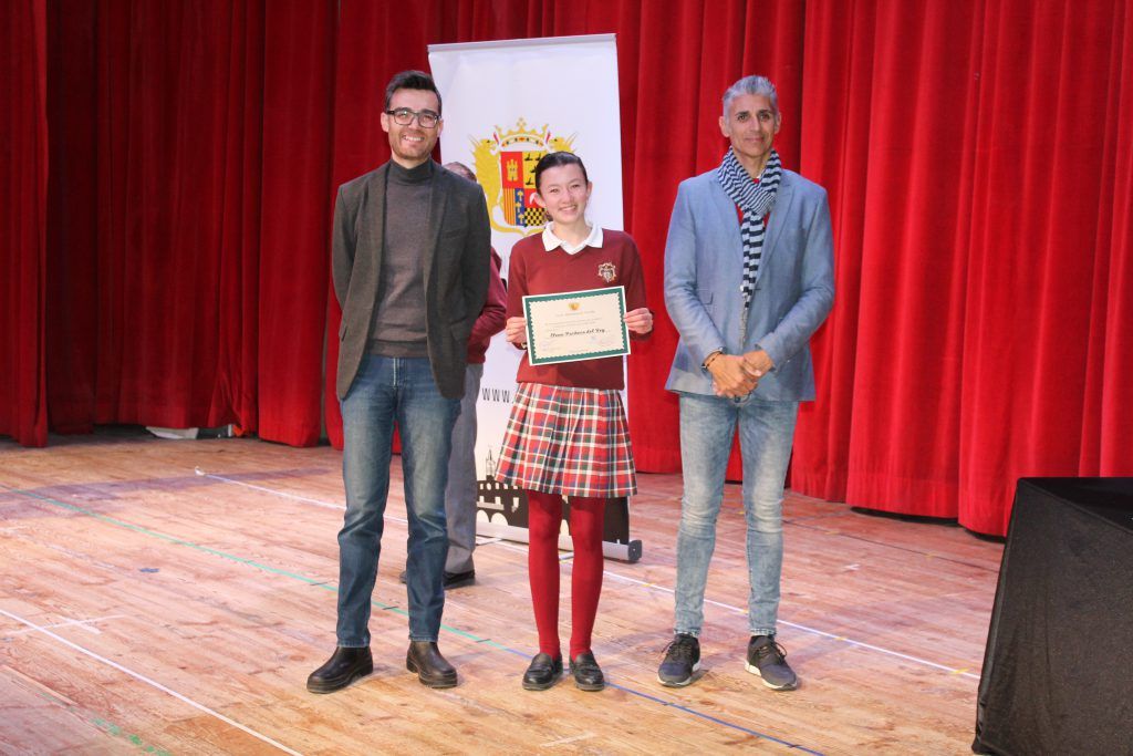 Ayuntamiento de Novelda IMG_8606-1024x683 L'Ajuntament reconeix als alumnes noveldenses premiats per Generalitat pel seu rendiment acadèmic 