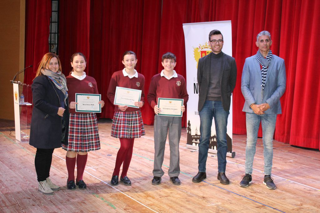 Ayuntamiento de Novelda IMG_8611-1024x683 El Ayuntamiento reconoce a los alumnos noveldenses premiados por Generalitat por su rendimiento académico 