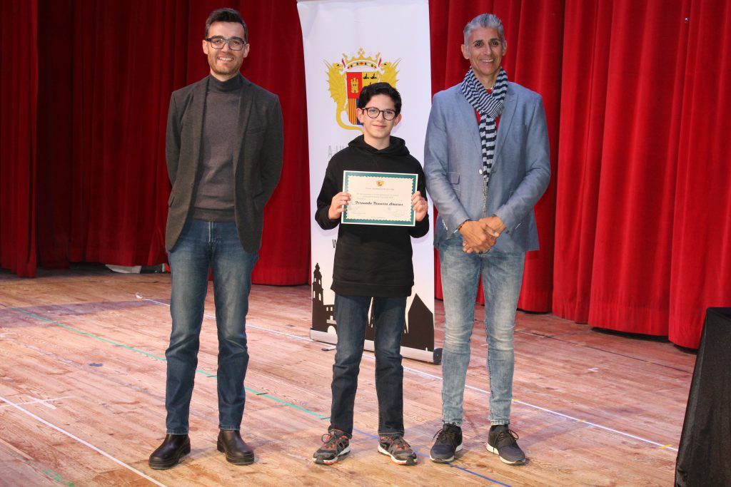 Ayuntamiento de Novelda IMG_8613-1024x683 El Ayuntamiento reconoce a los alumnos noveldenses premiados por Generalitat por su rendimiento académico 