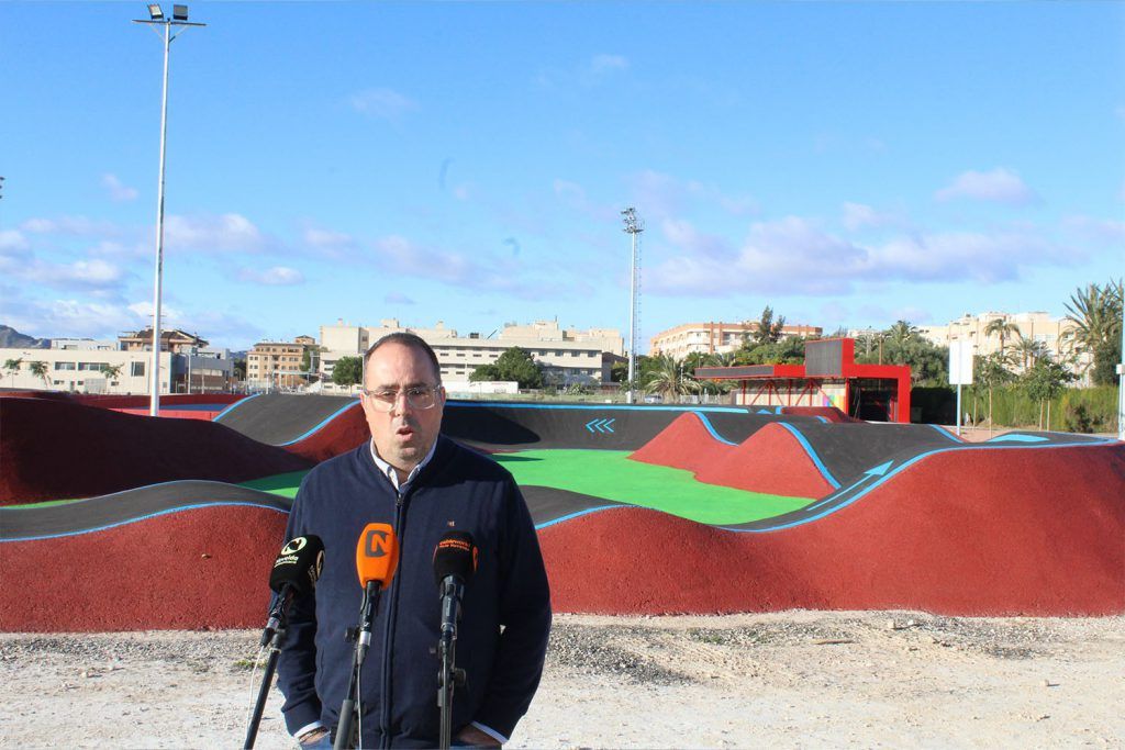 Ayuntamiento de Novelda Pump-Track-1-1024x683 Esports obri el nou Pump Track Municipal 