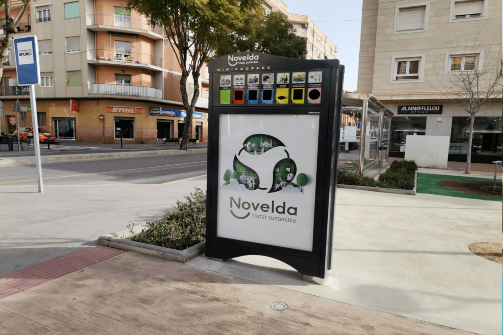 Ayuntamiento de Novelda 02-Mini-Ecoparque-1024x683 Es posen en funcionament els nous Miniecoparques 