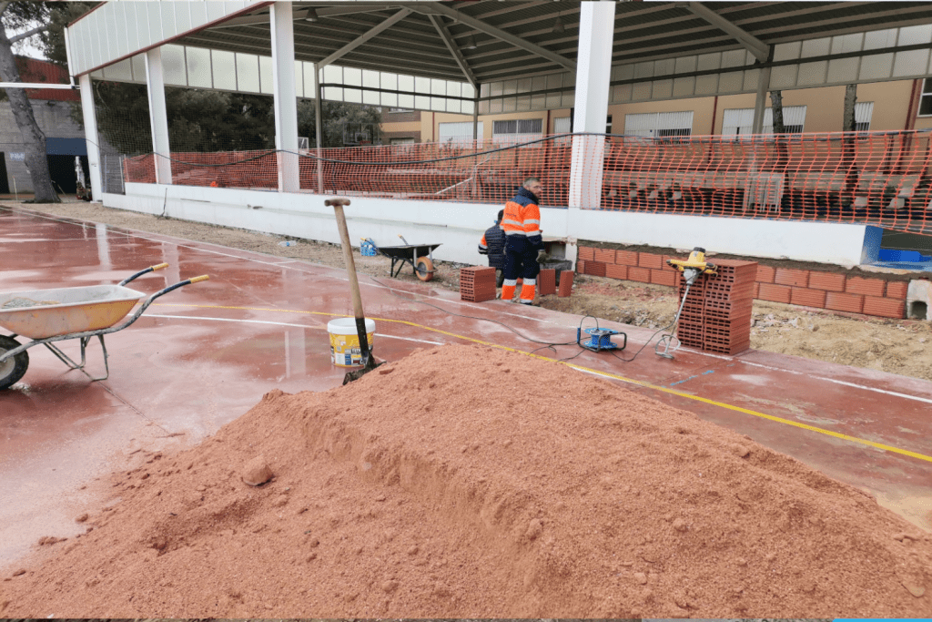 Ayuntamiento de Novelda 07-Obras-Deporte-1024x683 Esports inicia les obres d'adequació de la pista de bàsquet exterior de la Magdalena 