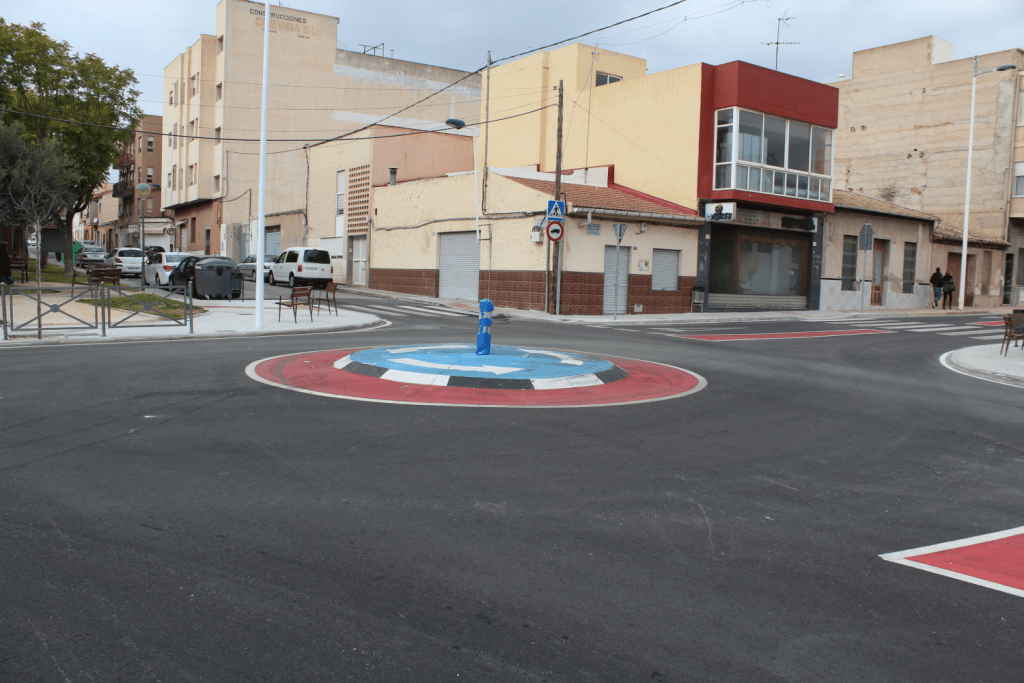 Ayuntamiento de Novelda 14-Visita-Obras-Reyes-Católicos-1024x683 L'alcalde i el diputat provincial d'Infraestructures satisfets pel resultat de la remodelació de l'accés a Novelda des de la carretera d'Aspe 