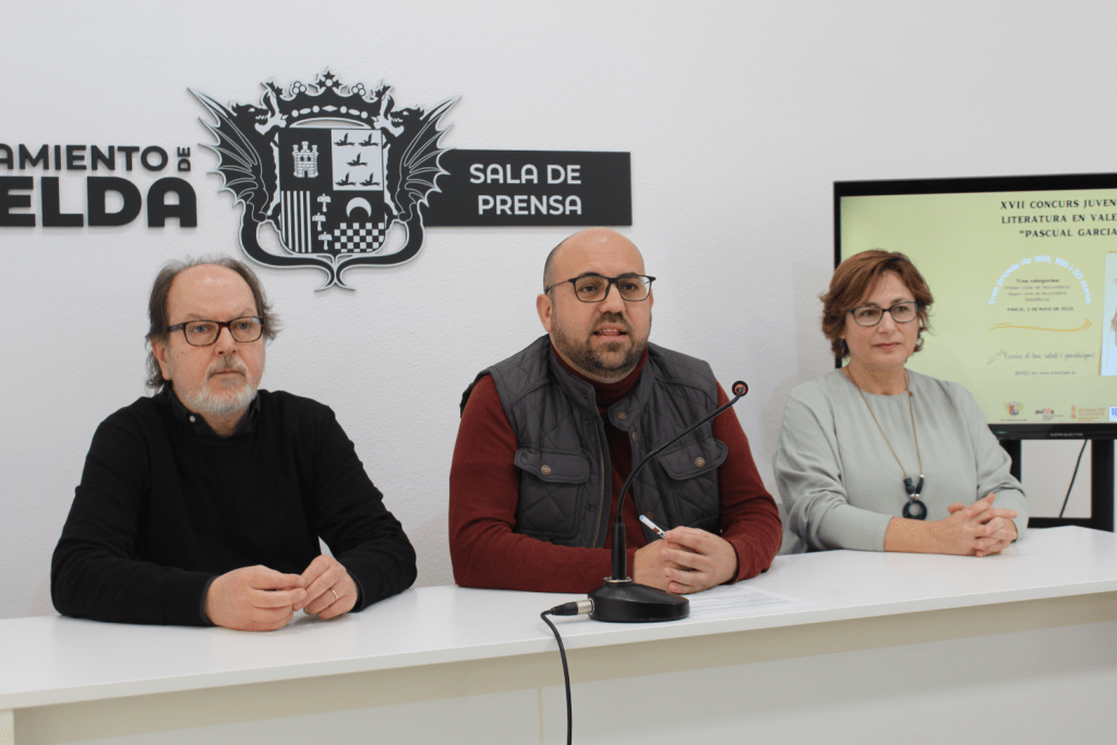 Ayuntamiento de Novelda 03-Pacual-García-1024x683 Normalització Lingüística convoca el XVII Concurs Juvenil de Literatura en Valencià Pascual García 
