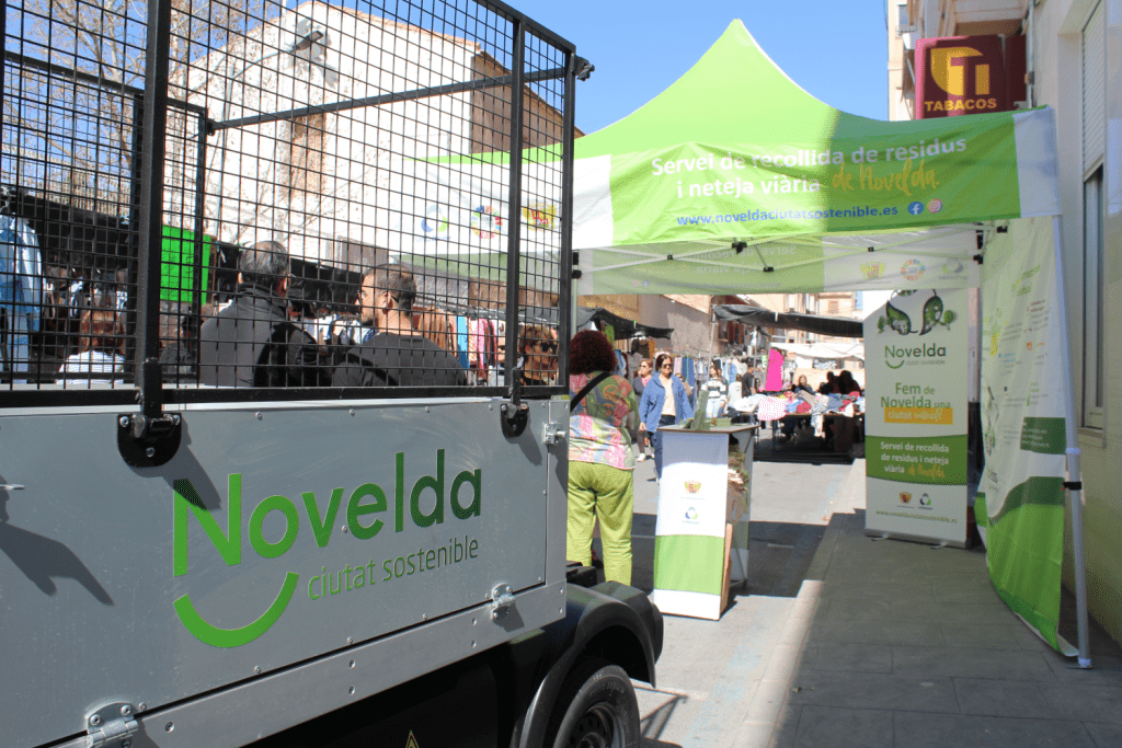 Ayuntamiento de Novelda 08-Stand-sostenible-1024x683 Medio Ambiente presenta los stands informativos de “Novelda Ciutat Sostenible” 