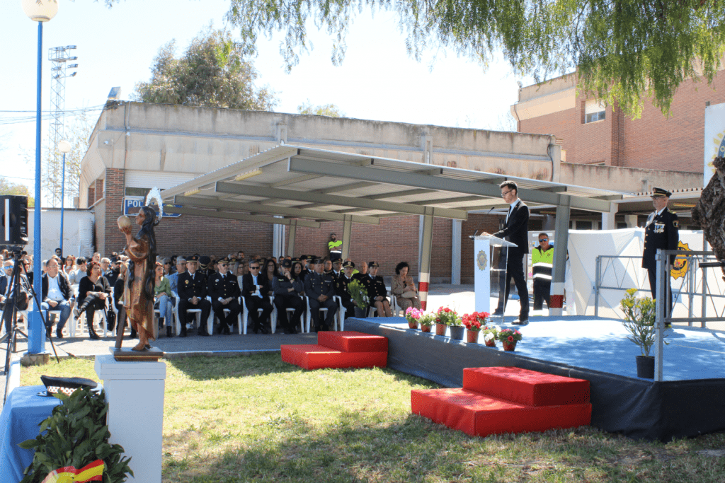 Ayuntamiento de Novelda 29-Dia-Policia-1024x683 L'alcalde anuncia la creació de la unitat ALMA durant la celebració del Dia de la Policia Local 