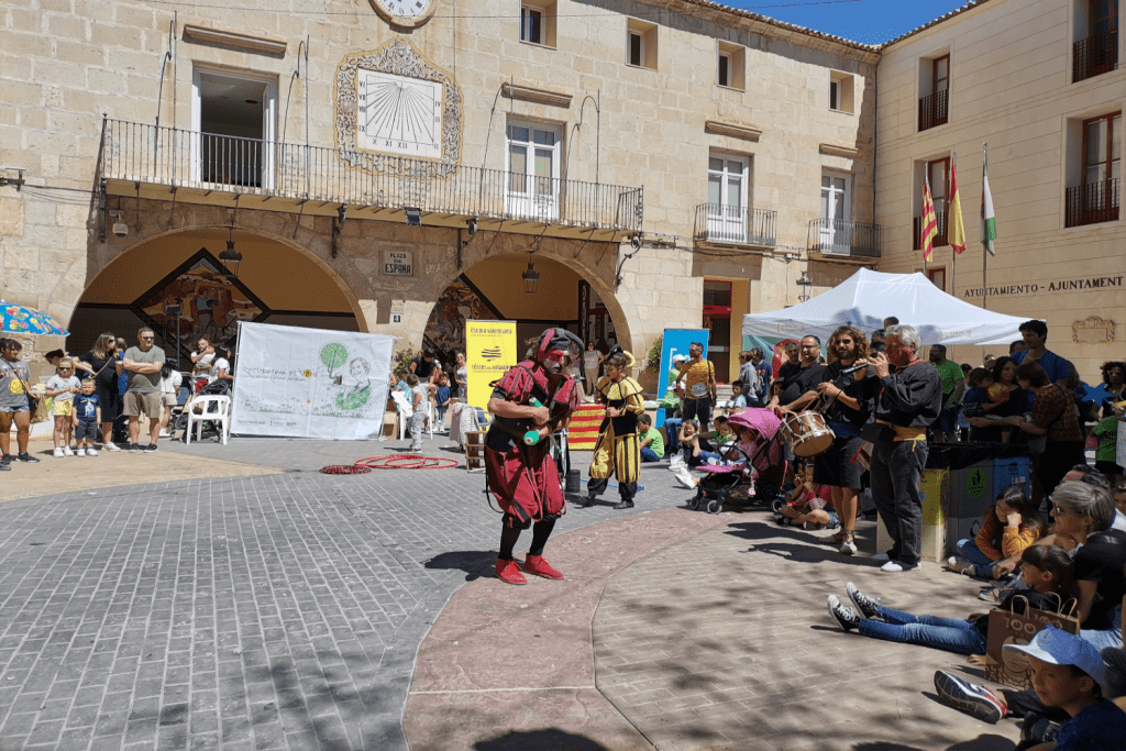 Ayuntamiento de Novelda 38-Trobada-1024x683 Novelda va acollir la festa de la llengua i l'escola en valencià en la XXV Trobada d’Escoles en Valencià de les Valls del Vinalopó 