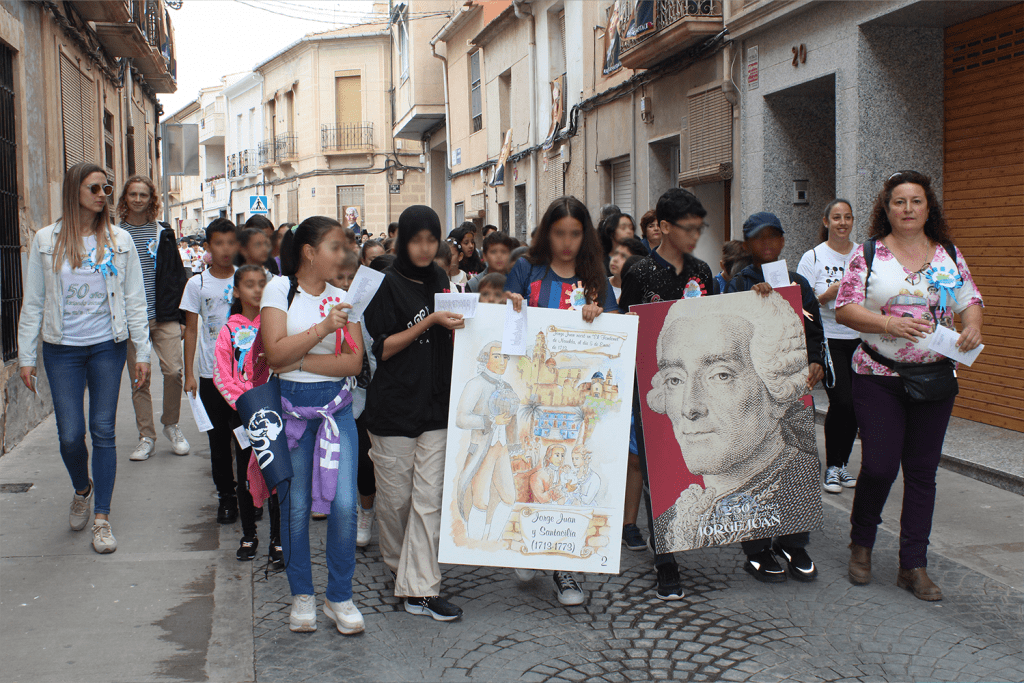 Ayuntamiento de Novelda 02-Desfile-Infantil-Jorge-Juan-1024x683 Los escolares noveldenses rinden homenaje a Jorge Juan 