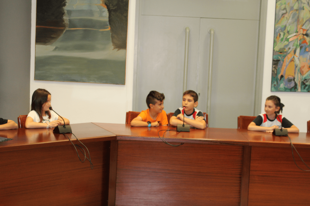 Ayuntamiento de Novelda 05-consejo-niños-1024x683 El Consejo de los Niños y Niñas de Novelda traslada sus propuestas en el pleno de la Ciudad de los Niños 