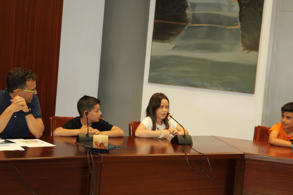 Ayuntamiento de Novelda 06-consejo-niños-1024x683 El Consejo de los Niños y Niñas de Novelda traslada sus propuestas en el pleno de la Ciudad de los Niños 