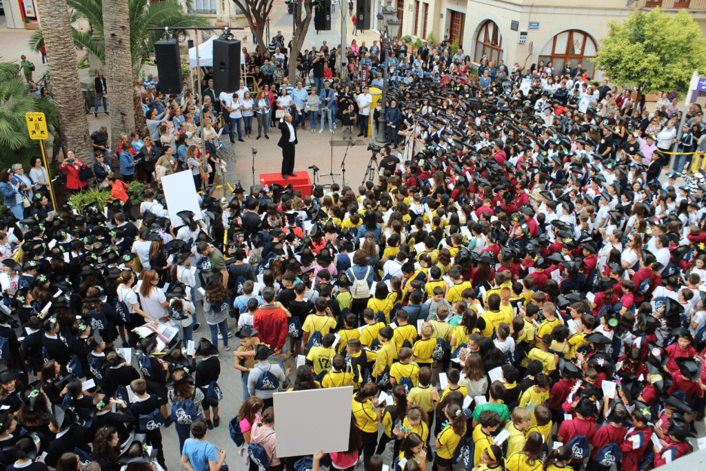 Ayuntamiento de Novelda 25-Desfile-Infantil-jorge-Juan-1024x683 Els escolars noveldenses reten homenatge a Jorge Juan 