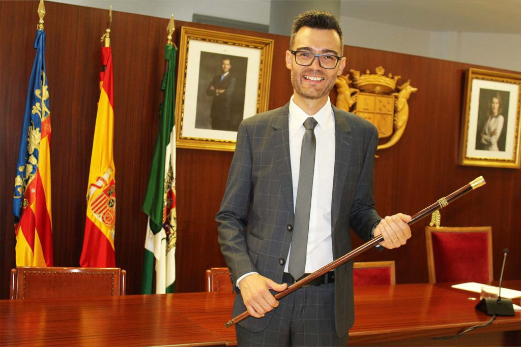 Ayuntamiento de Novelda investidura-37-1024x683 Fran Martínez, alcalde de Novelda: “Retornarem la confiança convertida en més treball, esforç i responsabilitat” 