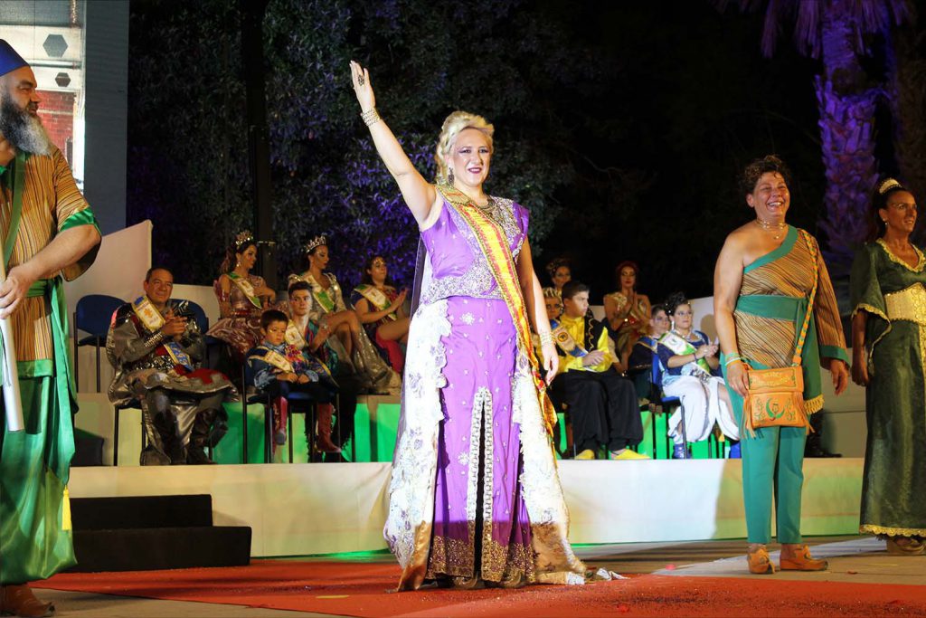 Ayuntamiento de Novelda pregon-11-1024x683 Novelda elige a las reinas de sus fiestas y proclama a los cargos festeros en una gala sencilla y entrañable. 