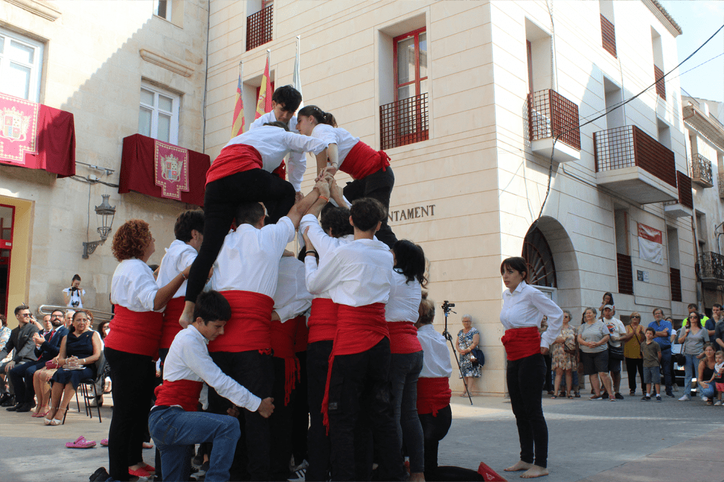 Ayuntamiento de Novelda 10-1024x683 Novelda celebra el 9 d’Otubre revalidant el seu compromís amb la història, les institucions, la cultura i la llengua valenciana 