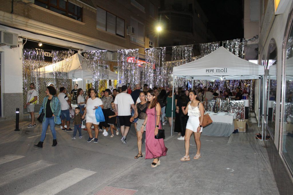 Ayuntamiento de Novelda 12-1024x683 La Nit Oberta es consolida com un dels principals esdeveniments comercials de la comarca 