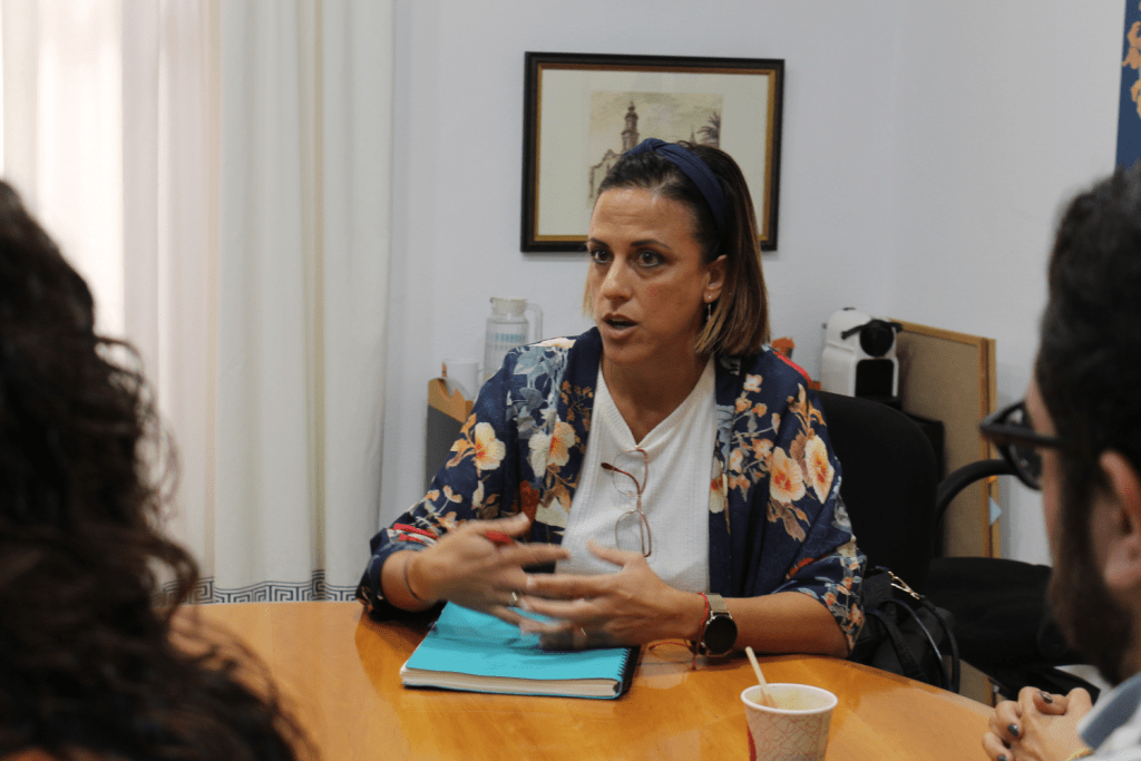 Ayuntamiento de Novelda 6-10-1024x683 L'alcalde manté una reunió de treball amb la diputada provincial del grup socialista Verónica Giménez 