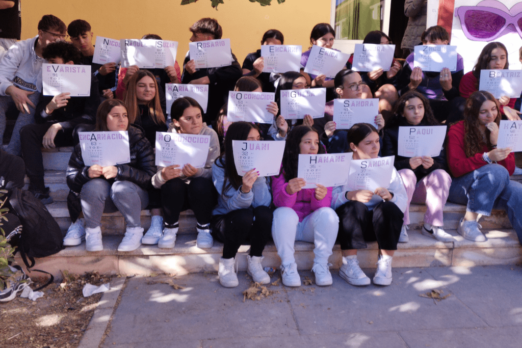 Ayuntamiento de Novelda 1-17-1024x683 L'IES La Mola presenta “La Porta Violeta”, un projecte educatiu enfront de la violència de gènere 
