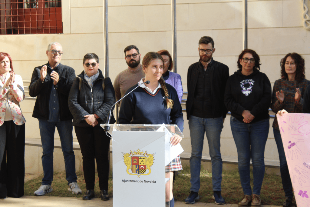 Ayuntamiento de Novelda 19-1-1024x683 Novelda declara el seu compromís amb una societat igualitària en el 25N 