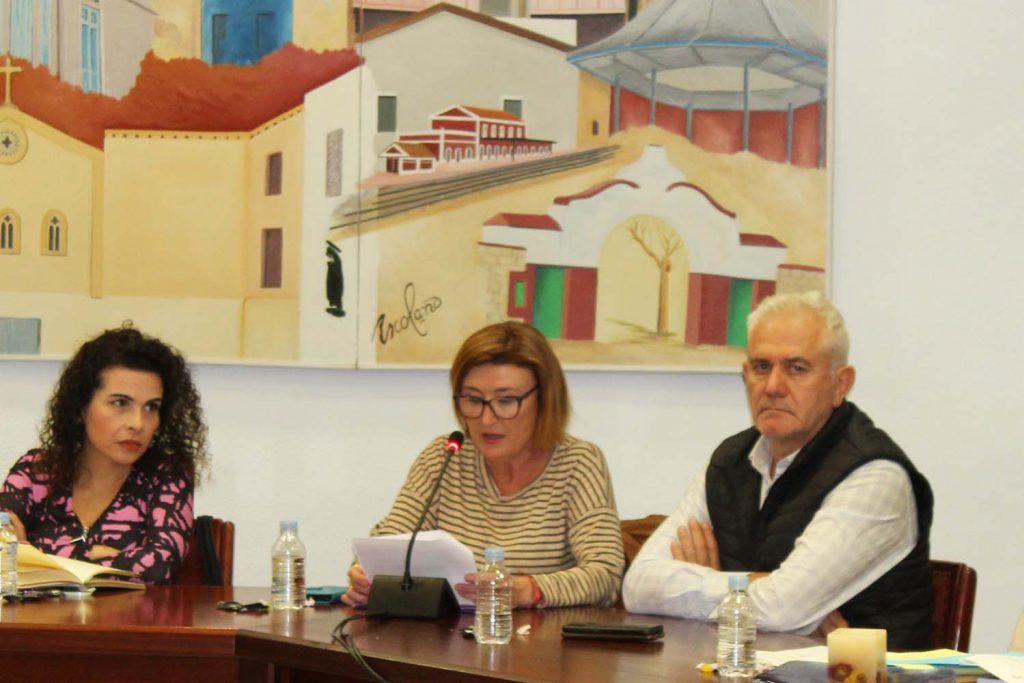 Ayuntamiento de Novelda 25N-2-1024x683 El pleno reclama la unidad de las administraciones y la sociedad para erradicar la violencia de género 