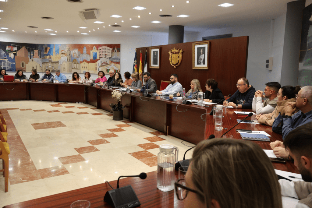 Ayuntamiento de Novelda 2-12-1024x683 El ple desestima les al·legacions i aprova definitivament l'ordenança de residus 