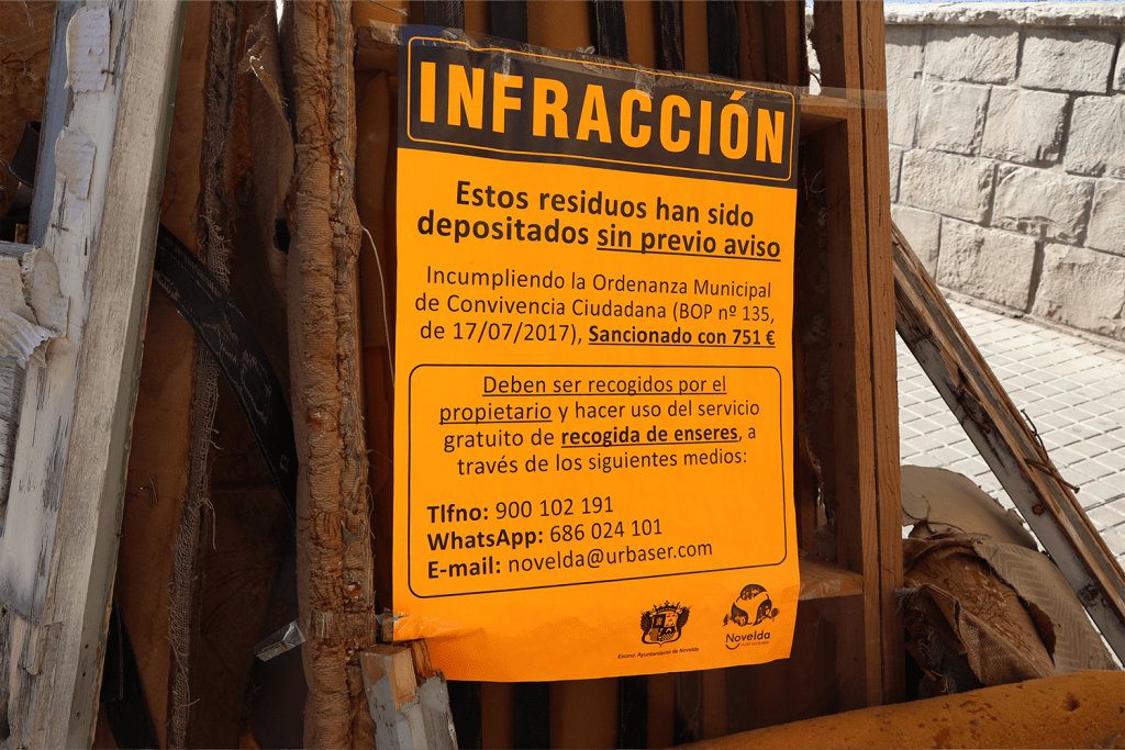 Ayuntamiento de Novelda Campaña-enseres-2-1024x683 Medi Ambient inicia una campanya per a evitar el depòsit incrontrolado d'estris en la via pública 