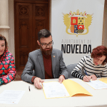Ayuntamiento de Novelda Convenio-AMPAS-5-150x150 El Ayuntamiento y las AMPA’s firman el convenio de colaboración para la financiación de los Juegos Escolares 
