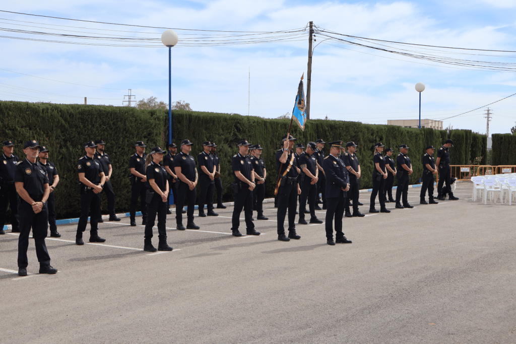 Ayuntamiento de Novelda Día-Policía-1-1024x683 L'alcalde destaca el paper de la Policia Local com a “garant de la convivència” en el seu 163 aniversari 