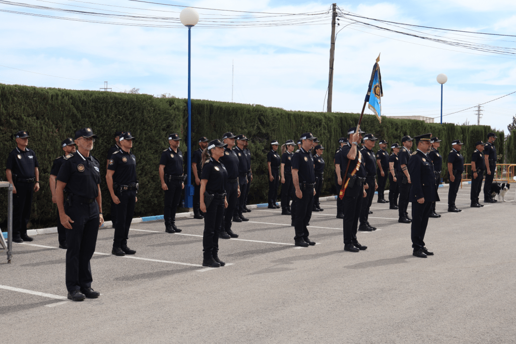 Ayuntamiento de Novelda Día-Policía-2-1024x683 El alcalde destaca el papel de la Policía Local como “garante de la convivencia” en su 163 aniversario 