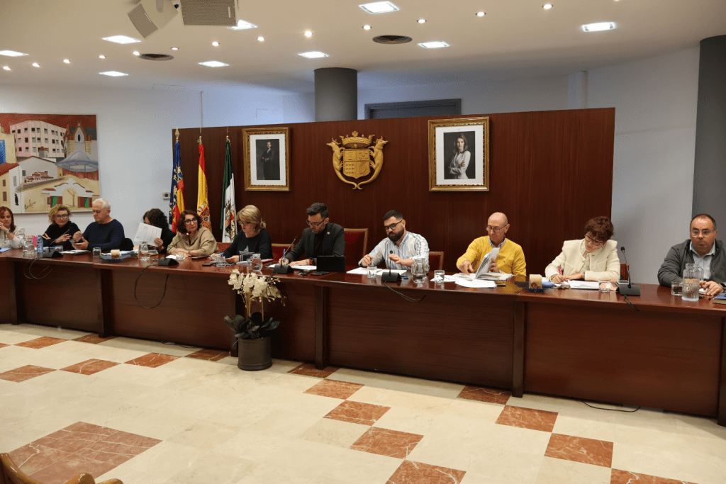 Ayuntamiento de Novelda Pleno-prestamo-de-inversiones-3-1024x683 El ple aprova la concertació d'un préstec de 5 milions per a finançar inversions 