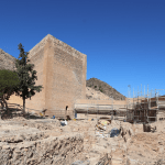 Ayuntamiento de Novelda Visita-obra-muralla-Castillo-5-150x150 Avancen les obres de recuperació de la muralla nord del castell de La Mola 