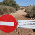 Ayuntamiento de Novelda Barreras-Paraje-3-150x150 Se cierra el Paraje Natural Clots de la Sal i Serra de la Mola a los vehículos a motor 