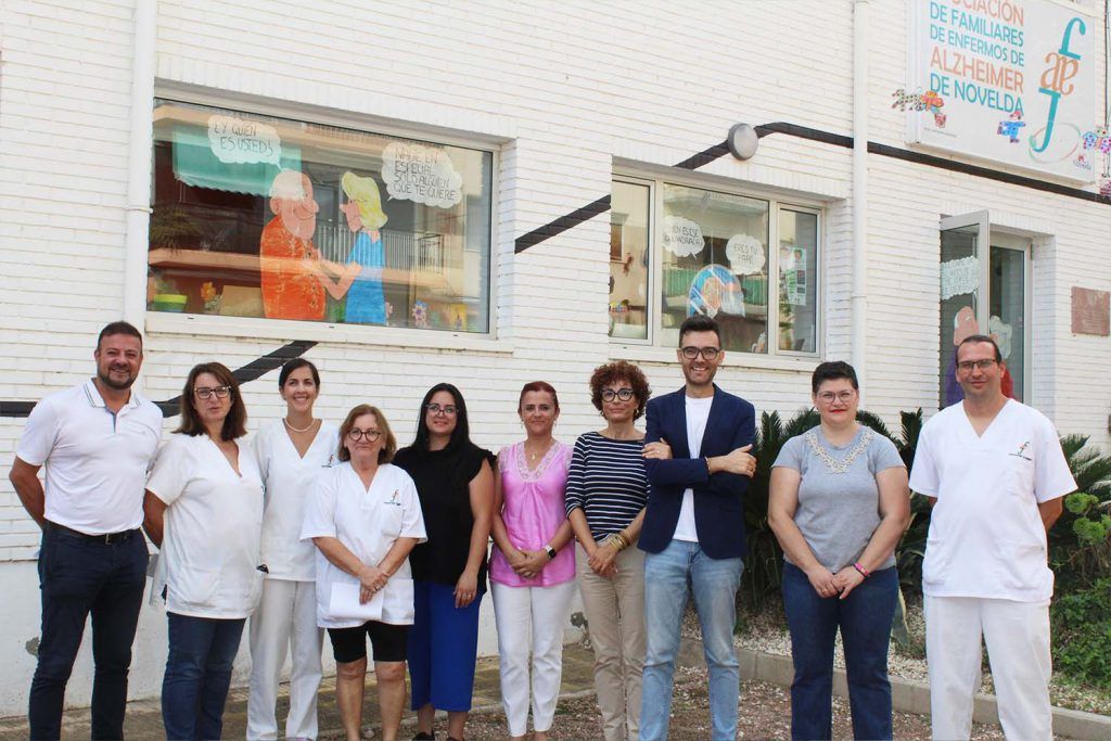 Ayuntamiento de Novelda alzheimer-3-1024x683 Novelda commemora el Dia Mundial de l'Alzheimer 