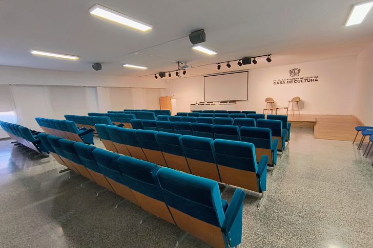 Ayuntamiento de Novelda Salón-3-728x485 NOTICIAS 